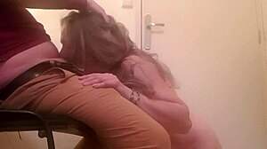 Soumission et fellation pour lesclave f