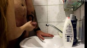 Helping with that morning boner in anime 😏