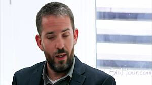 Gf’s freeuse pussy funds us, but raw now? 😳