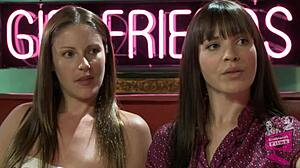 Behind the scenes interview with road queen deauxma and friends dana and samantha