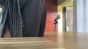 Ukryta kamera łapie szefa rżnącego sekretarkę - jakie podstępne biurowe romanse!