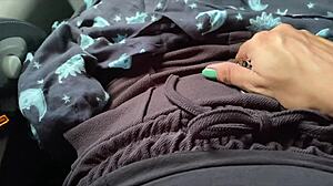 Feeling horny on the bus from RJ to SP, flashing pussy