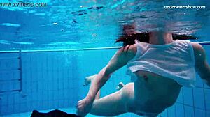 Horny Teen Gets Naked Fast And Shows Her Sexy Body Outdoors