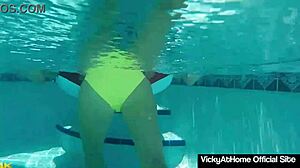 horny divas vicky vette and rachel storms devour muff poolside.