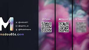 Молодая красотка сосёт хуй на дикой вечеринке лунного фестиваля