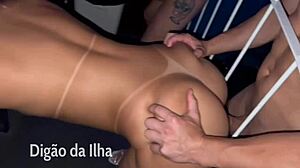 Casal E Dois Solteiros Fazendo Troca Na Casa De Swing Com Blowbang