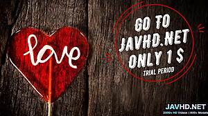 Что делать с сексуальными ножками в чулках? 😘