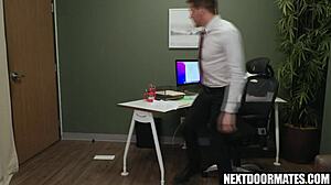 Married Man Hooks Up for Gay Sex After Office Work