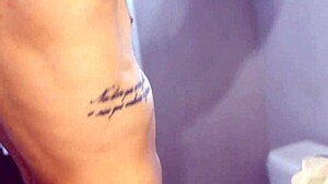 Quarto Compartilhado O Dotado Flagrou O Novinho Manjando Sua Rola