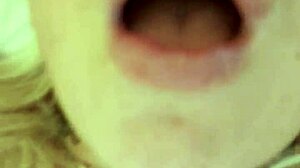 Alina squirting in the room hotel