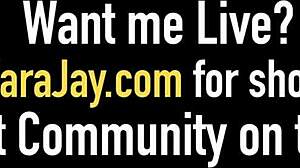 Curvy cougars Sara Jay and Mz Dani devour moist milf muff