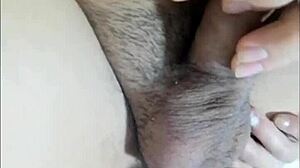 le doy la mejor paja de su vida a m� amigo