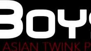 Young japanese gives blowjob then nails lover's ass