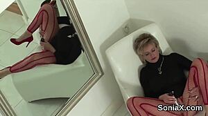 adulterous english mature lady sonia shows off her massive tits