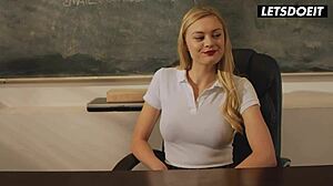 19-letna Amber Moore ubija BBC jahanje kot prava kurba!