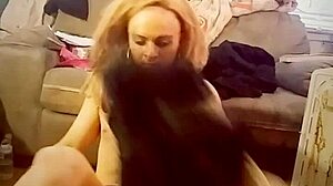 watch this shemale ladyboy in solo action, what do you think?