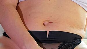 the famous model was caught masturbating her shaved pussy during an outdoor workout session.