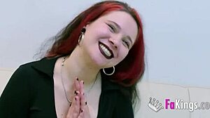 19-åriga Inna Black längtar efter grov hård knullning