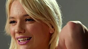 blonde milf kenna james masturbates perfectly 😍