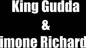 Light skinned teen with big tits fucks texas king gutta in ghetto reality