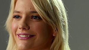 blonde milf kenna james masturbates perfectly 😍