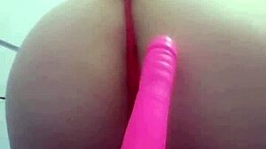 Joven milf mexicana latina sexy mom se masturba con un juguete que le mando un seguidor culo gordo tetas con leche big butt big ass