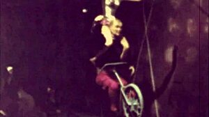 Zvídavý o vintage erotickém umění v klasickém stylu?