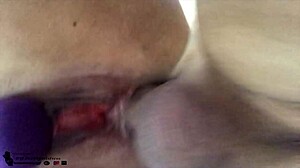 gordinha gostosa sentando cuzinho ate encher porra