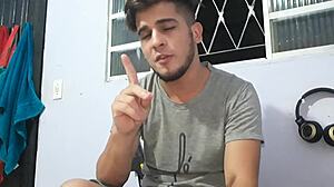 Flakael does gay porn with nego or branquinho?