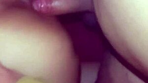 Follando duro en posición de perrito con latina peruvian redhead