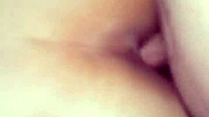 Follando duro en posición de perrito con latina peruvian redhead