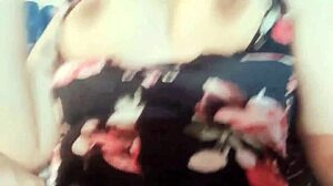 I know how to seduce the doctor and make him fuck me hard