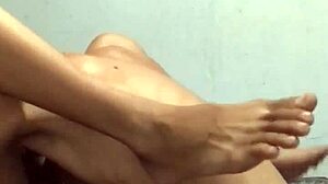 I Flirted With Cell Phone Seller And Sucked His Dick