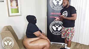 Huge hard firm booty bbw newbie gets interviewed for chubby casting