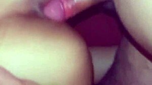 Follando duro en posición de perrito con latina peruvian redhead