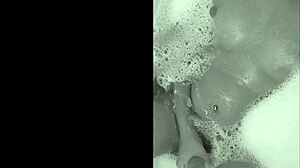 Watch This Sexy Brazilian Amateur Cum In The Bath?