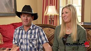 Szczęściarze zdobywają wielkie rżnięcie gorących lasek w dzikiej akcji swingerów!