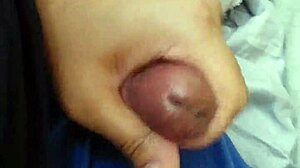 jerkin' off to this amateur gay blowjob on a big cock