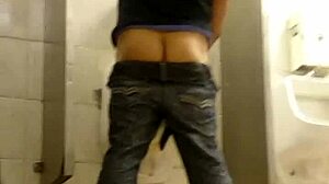 Gay Guys Fuck In The Toilet!