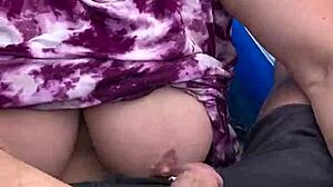 nicebigddd gives outdoor blowjob to milf couple 😍