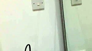 Hotkinkyanniella Poses As A Glamorous Pornstar Model In Public