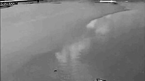 Feleségem mutogatja szaftos picsáját brazil strandokon