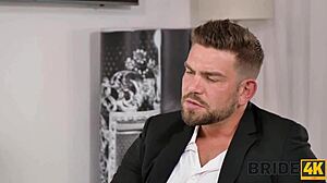 브라이드의 시크릿 플링이 불균형한 결혼 날을 흔드는 야동