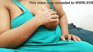 kolkata college girl reveals boobs in detailed view