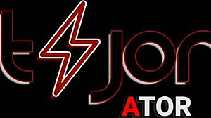 tattooed moreno fucking friend's pussy and ass in double penetration with squirting brunette blonde