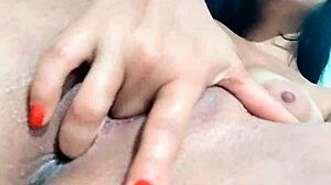 Hot colombian babe, fuck that creamy pussy now?