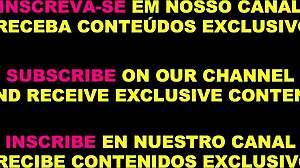 Novinha gostosa enjoys group anal threesome with monster cocks