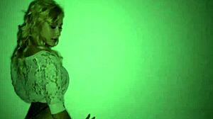 Stud feels ecstasy banging her dirty pussy