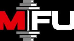 Slut Chessie Kay blows 3 students after gym! 🔥