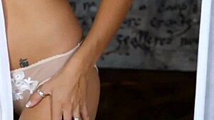 bexie williams strips adorably